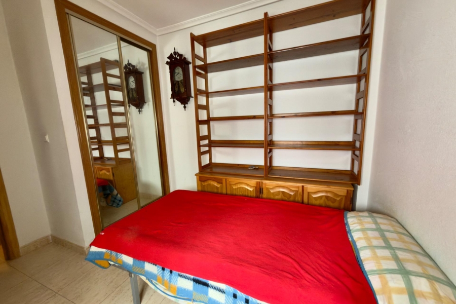 Re-Sale - Apartment - Torrevieja - Torrevieja - Centre