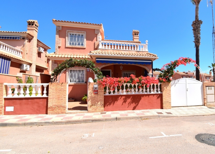 Re-Sale - Detached Villa - Orihuela Costa - Playa Flamenca