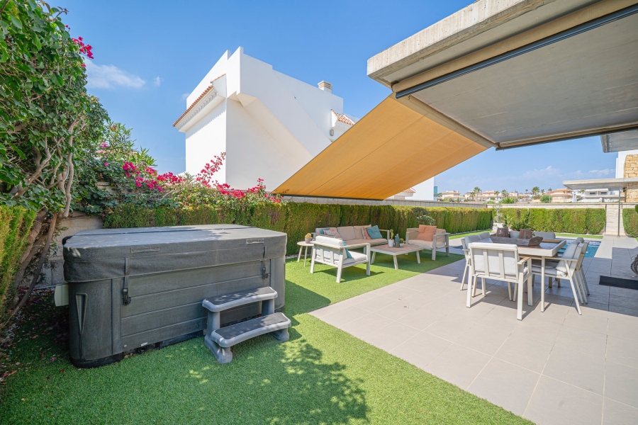 Re-Sale - Detached Villa - Ciudad Quesada - La Laguna