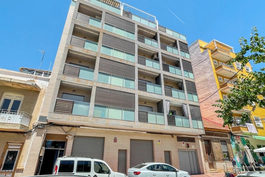Re-Sale - Apartment - Torrevieja - Playa Acequion