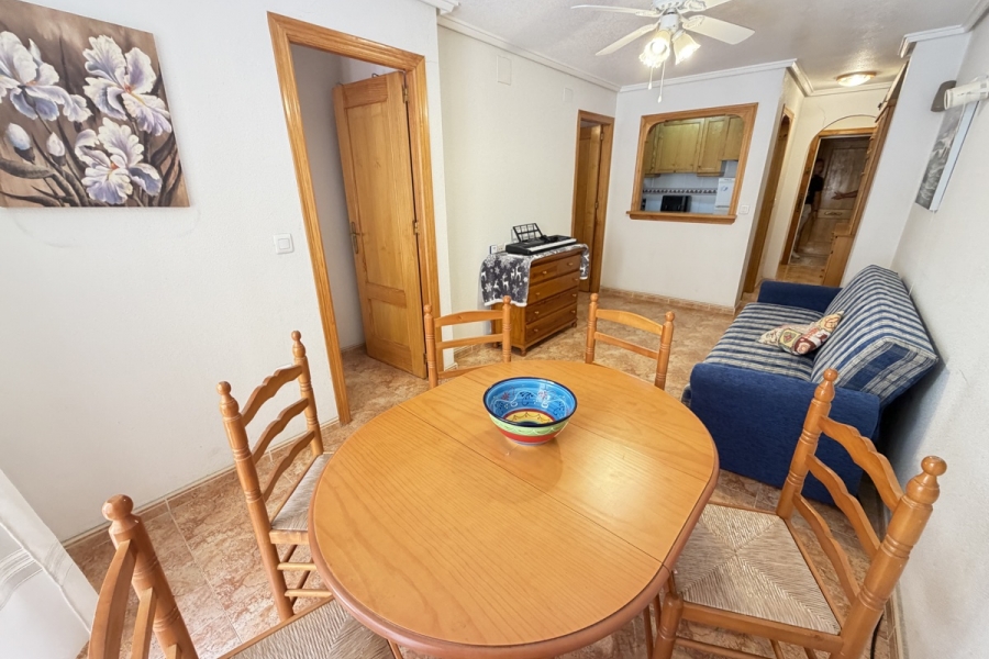 Re-Sale - Apartment - Torrevieja - Torrevieja - Centre