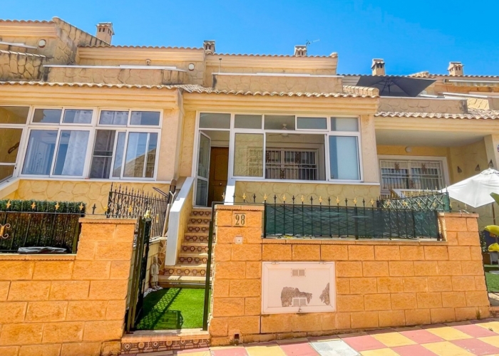 Re-Sale - Townhouse - Orihuela Costa - Punta Prima