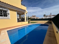 Re-Sale - Detached Villa - Orihuela Costa - Los Dolses