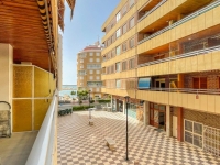 Re-Sale - Apartment - Torrevieja - Playa Acequion