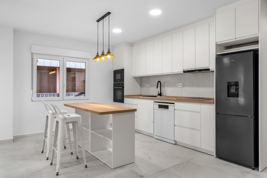 Re-Sale - Apartment - Torrevieja - Playa Acequion