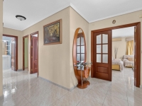 Re-Sale - Apartment - Torrevieja - Torrevieja - Centre