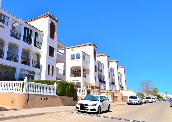 Re-Sale - Apartment - Orihuela Costa - Punta Prima
