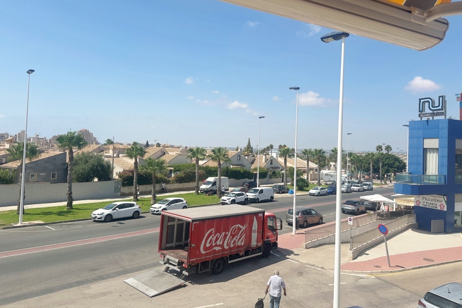 Re-Sale - Apartment - Torrevieja - Aguas Nuevas