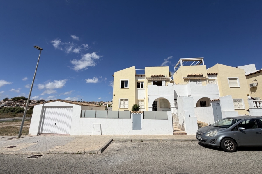 Re-Sale - Apartment - Orihuela Costa - Villamartin