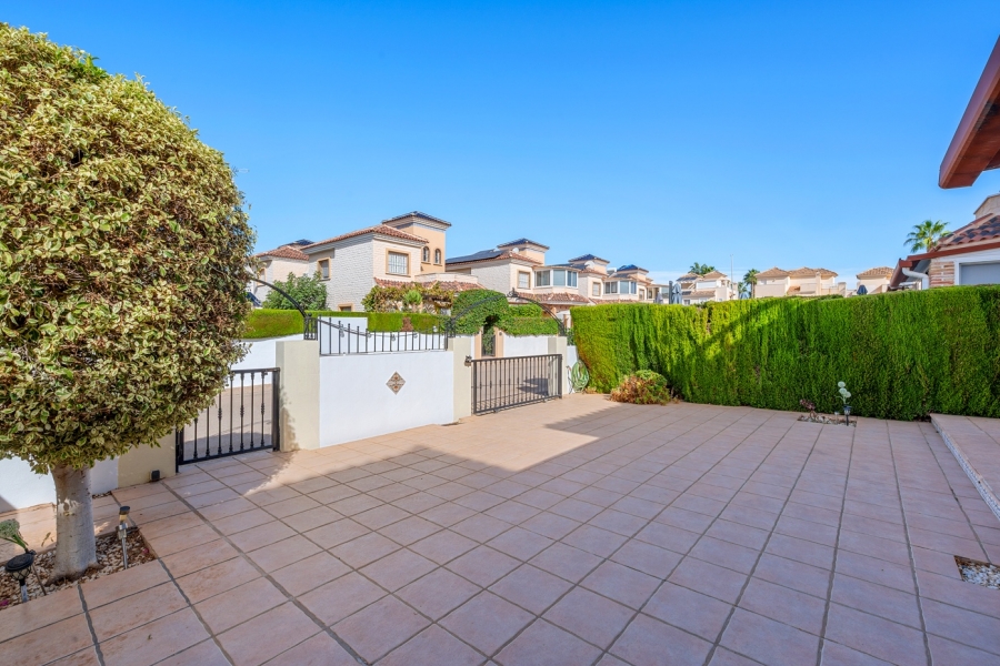 Re-Sale - Detached Villa - Guardamar del Segura - El Raso