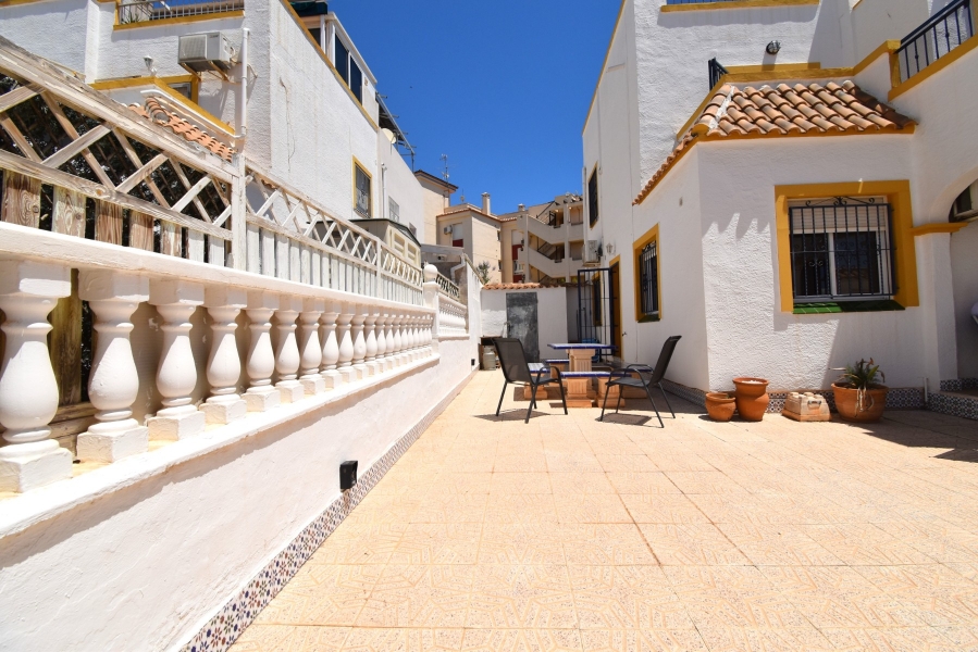 Re-Sale - Semi Detached Villa - Orihuela Costa - Playa Flamenca