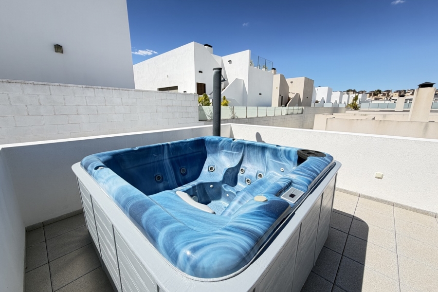 Re-Sale - Detached Villa - Orihuela Costa - Villamartin