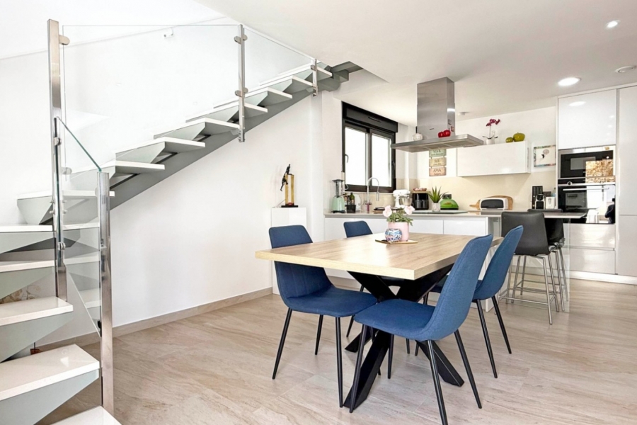 Re-Sale - Detached Villa - Orihuela Costa - Villamartin