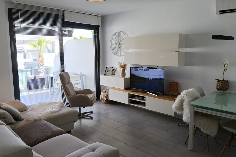 Re-Sale - Apartment - Orihuela Costa - Punta Prima