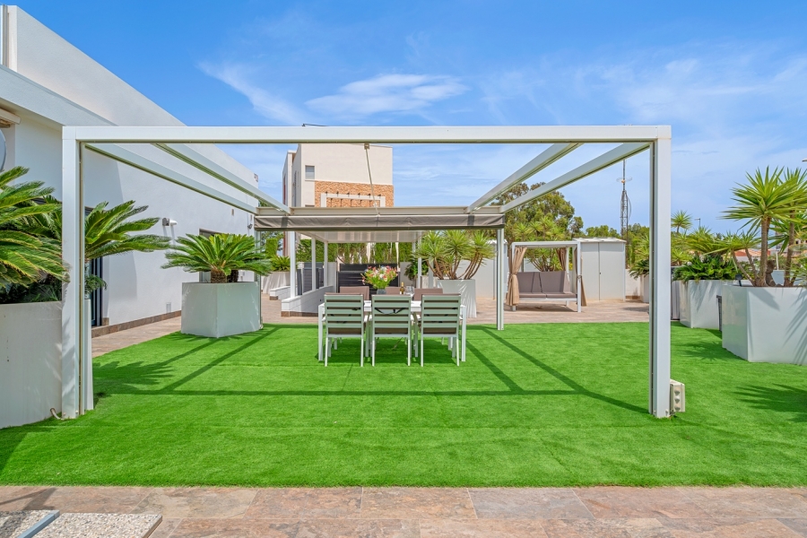 Re-Sale - Detached Villa - Orihuela Costa - Villamartin