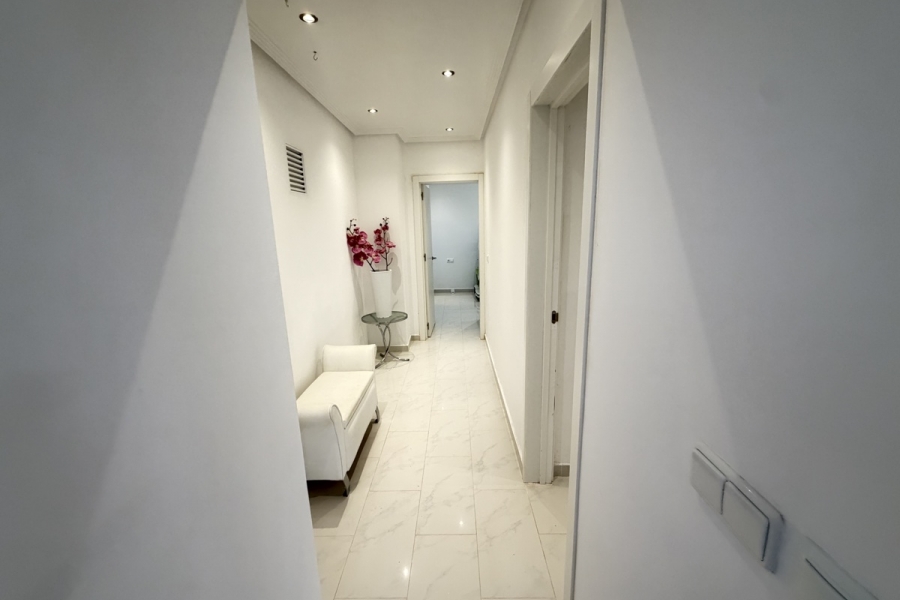Re-Sale - Detached Villa - San Miguel de Salinas - Lake View Mansions