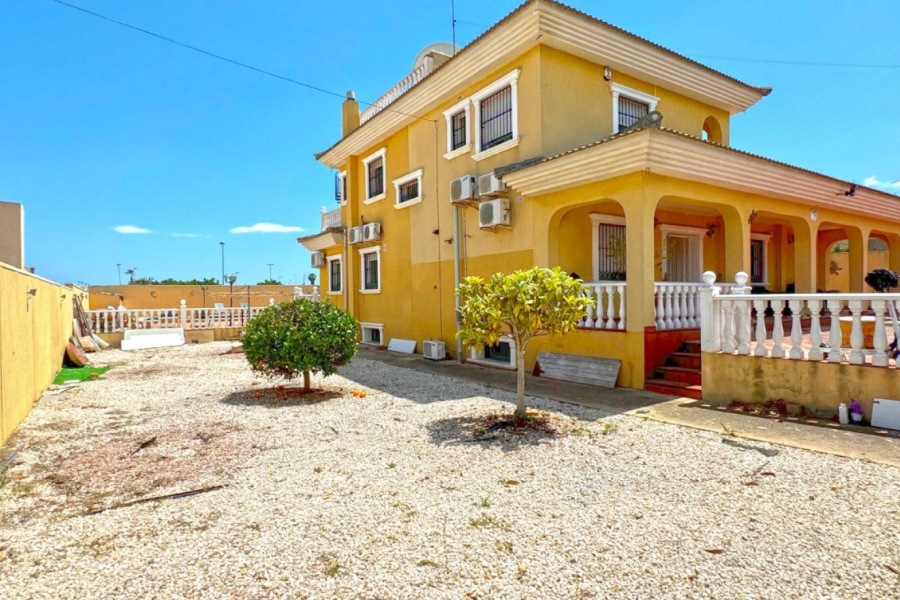 Re-Sale - Detached Villa - Torrevieja - Los Balcones - Los Altos del Edén