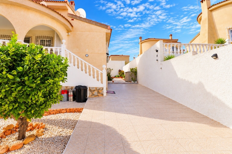 Re-Sale - Detached Villa - Ciudad Quesada - La Marquesa