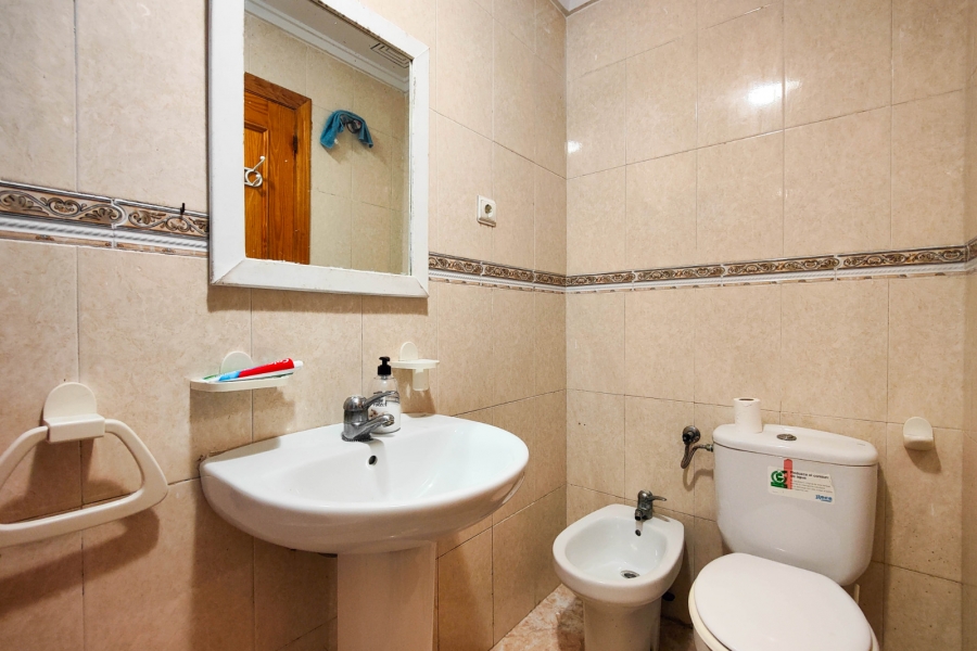 Re-Sale - Apartment - Torrevieja - Torrevieja - Centre
