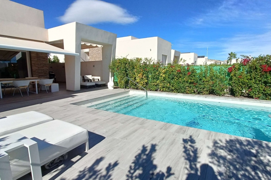 Re-Sale - Detached Villa - Algorfa - La Finca Golf Resort