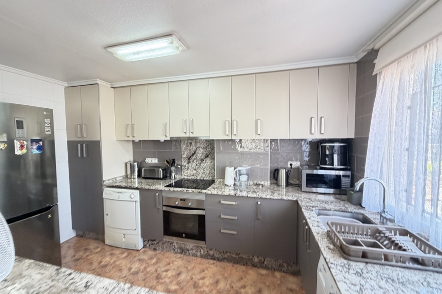Re-Sale - Quad Villa - Orihuela Costa - La Zenia