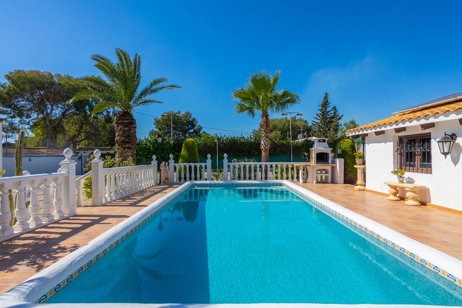 Re-Sale - Detached Villa - Orihuela Costa - Villamartin