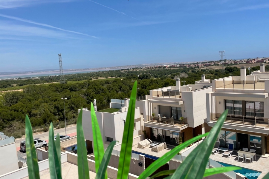 Re-Sale - Detached Villa - Orihuela Costa - Villamartin