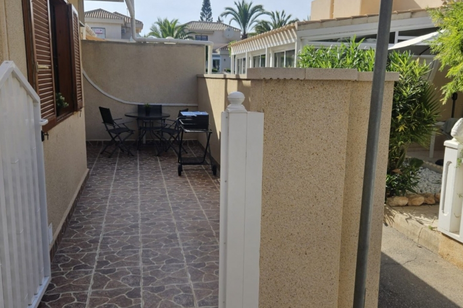 Re-Sale - Apartment - Orihuela Costa - Playa Flamenca