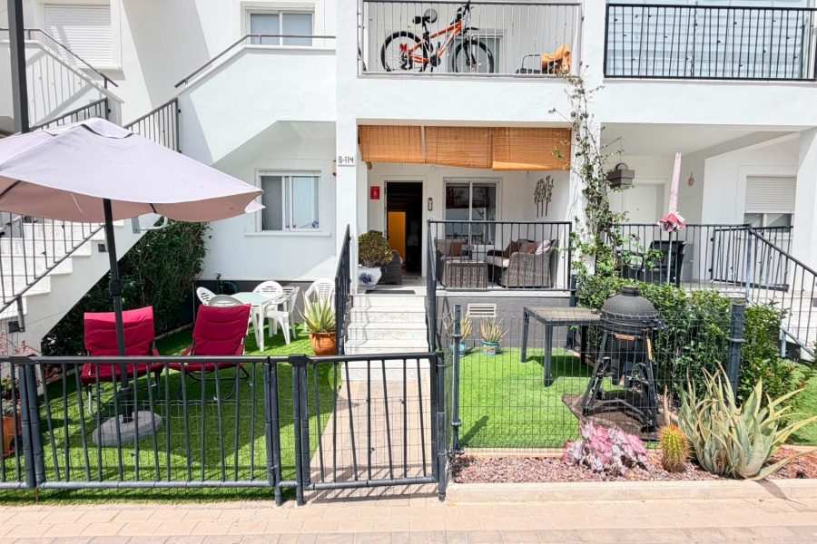 Re-Sale - Apartment - Torrevieja - Aguas Nuevas