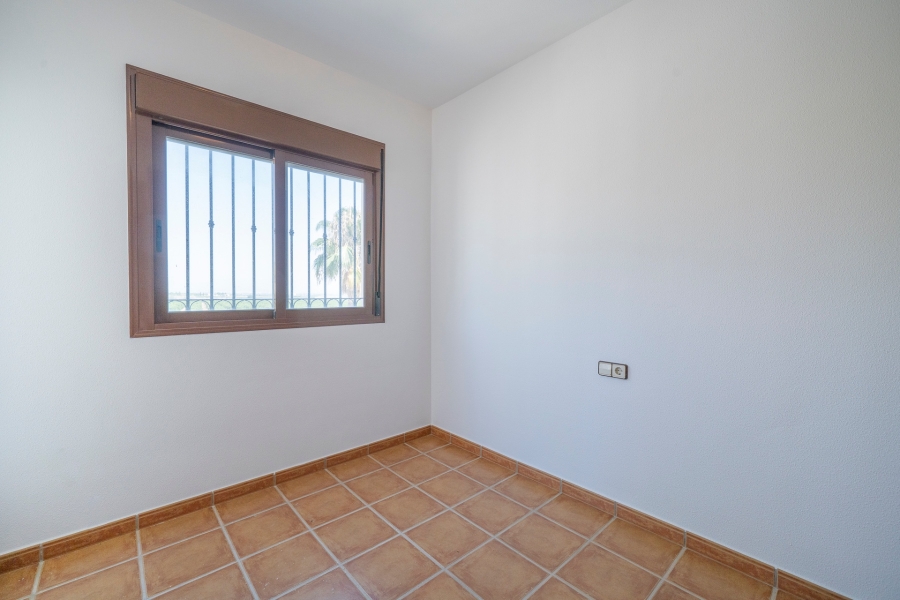 Re-Sale - Semi Detached Villa - Algorfa - La Finca Golf Resort