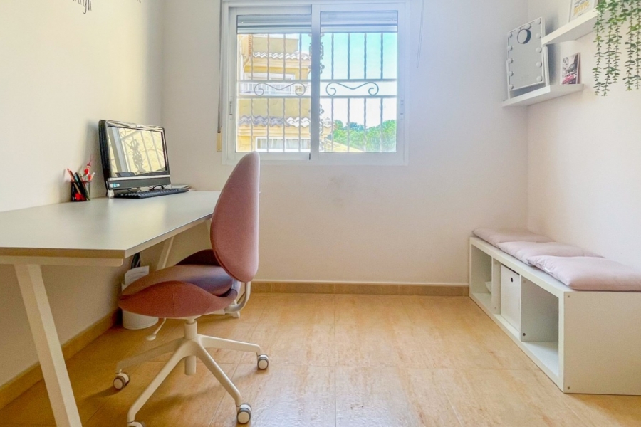 Re-Sale - Townhouse - Orihuela Costa - Punta Prima