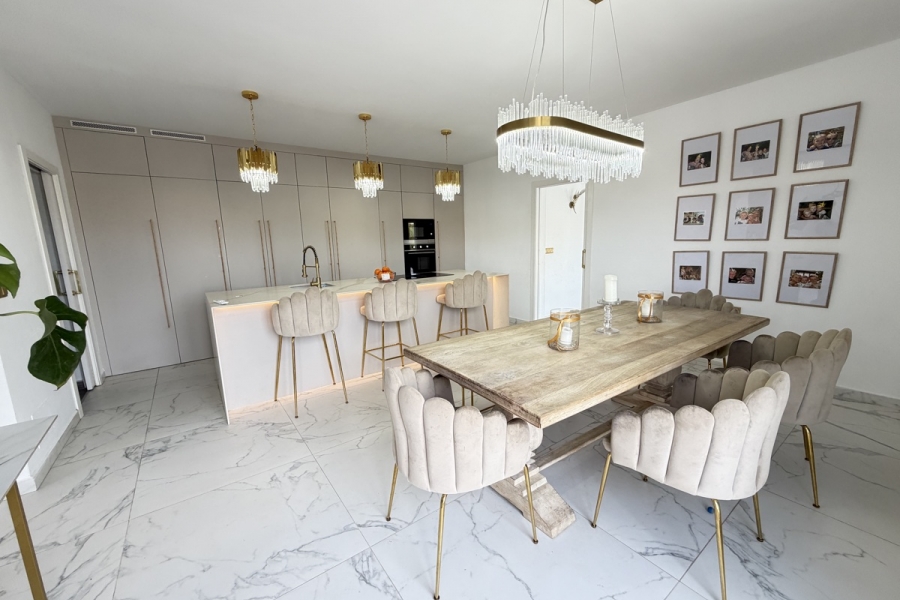 Re-Sale - Detached Villa - Orihuela Costa - Villamartin