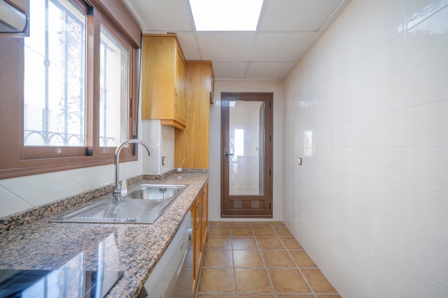 Re-Sale - Semi Detached Villa - Algorfa - La Finca Golf Resort