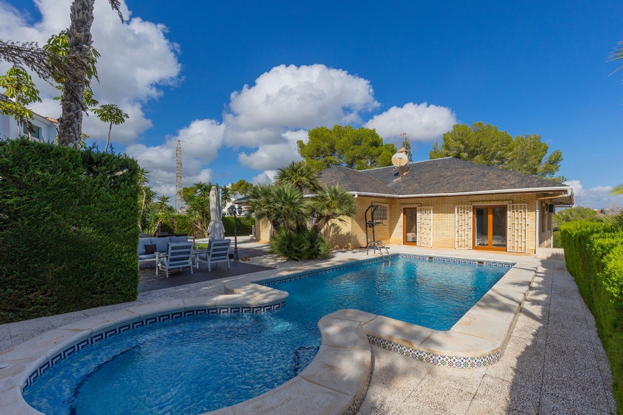 Re-Sale - Detached Villa - Orihuela Costa - Las Filipinas