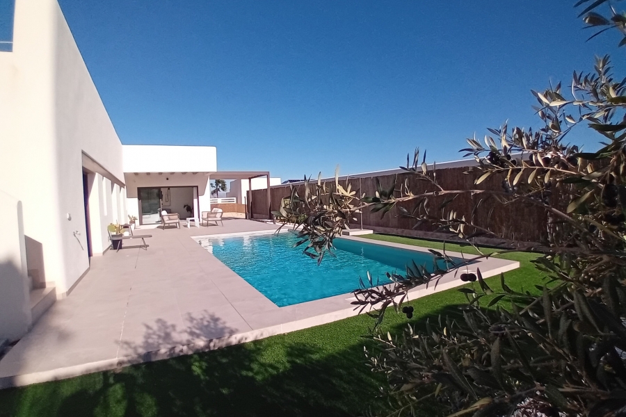 Re-Sale - Detached Villa - Algorfa - La Finca Golf Resort