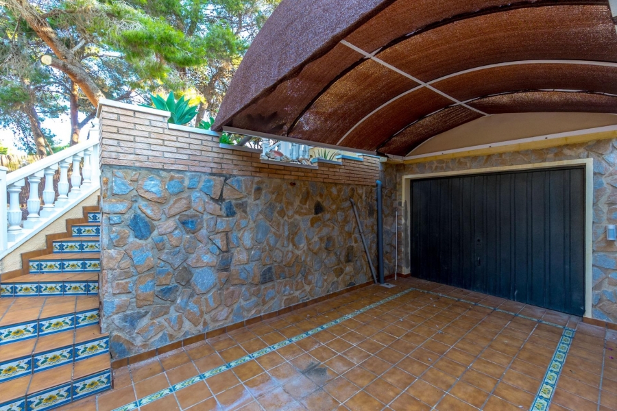 Re-Sale - Detached Villa - Torrevieja - Los Balcones