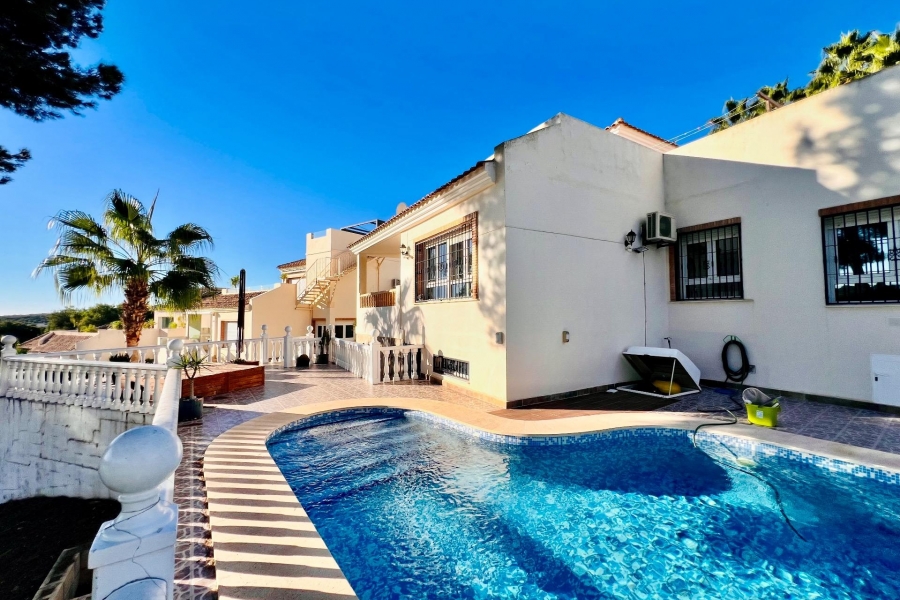 Re-Sale - Detached Villa - Orihuela Costa - Las Ramblas