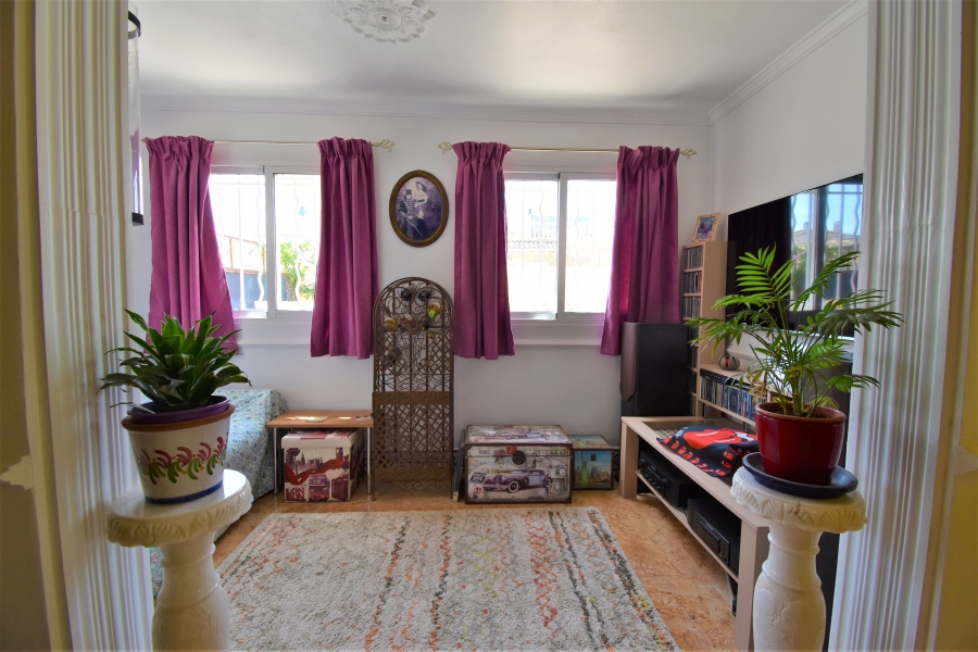 Re-Sale - Detached Villa - Orihuela Costa - Playa Flamenca