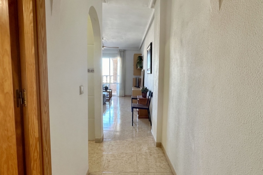 Re-Sale - Apartment - Torrevieja - Torrevieja - Centre