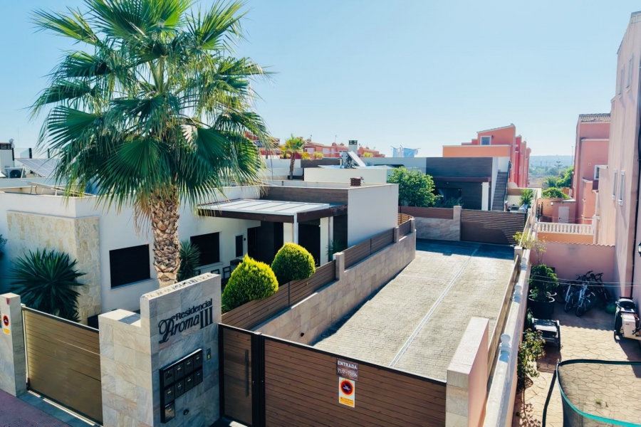 Re-Sale - Semi Detached Villa - Los Montesinos - La Herrada