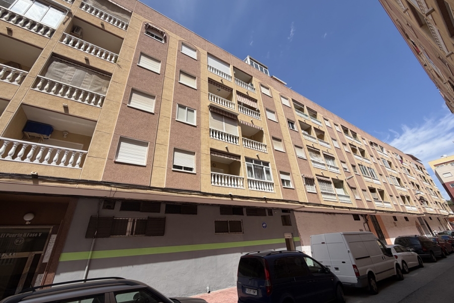 Re-Sale - Apartment - Torrevieja - Torrevieja - Centre