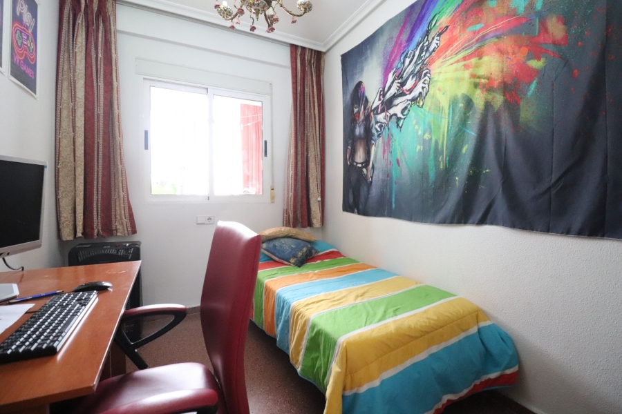 Re-Sale - Apartment - Torrevieja - Torrevieja - Centre