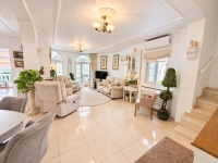 Re-Sale - Semi Detached Villa - Orihuela Costa - Villamartin