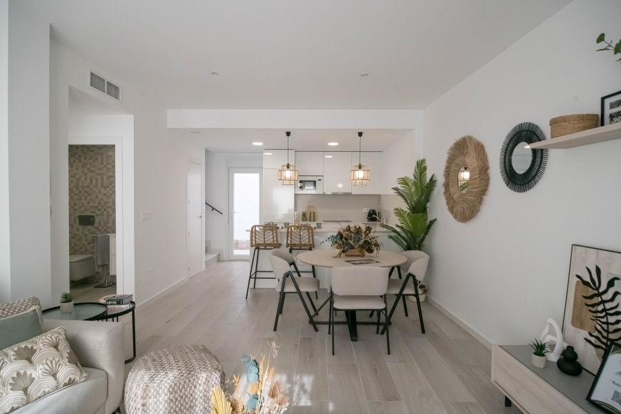 New - Townhouse - Jerónimo y Avileses