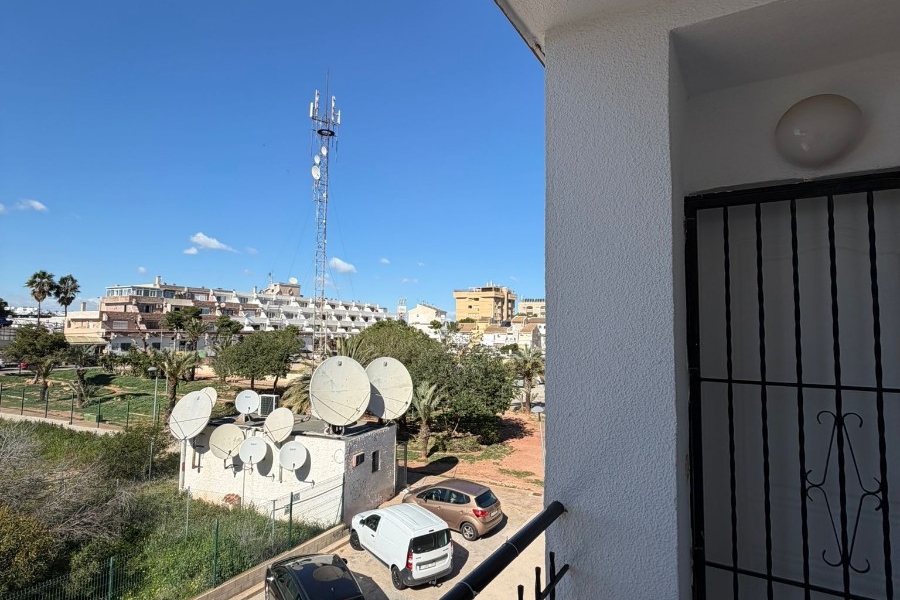 Re-Sale - Apartment - Orihuela Costa - Punta Prima