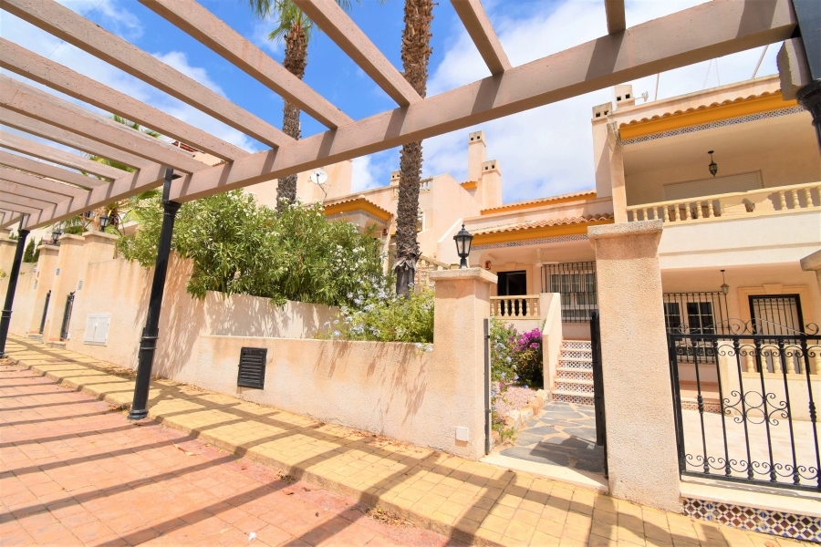 Re-Sale - Bungalow - Orihuela Costa - Las Ramblas