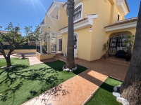 Re-Sale - Detached Villa - Orihuela Costa - Los Dolses