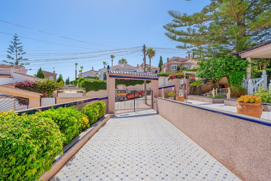 Re-Sale - Detached Villa - Ciudad Quesada - La Marquesa