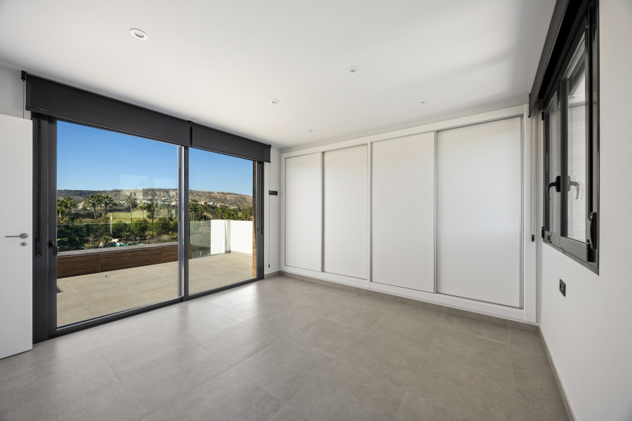 Re-Sale - Detached Villa - Algorfa - La Finca Golf Resort