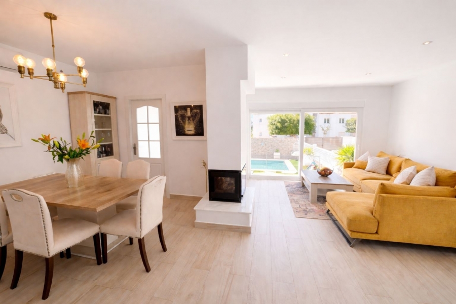 Re-Sale - Detached Villa - Orihuela Costa - Los Dolses